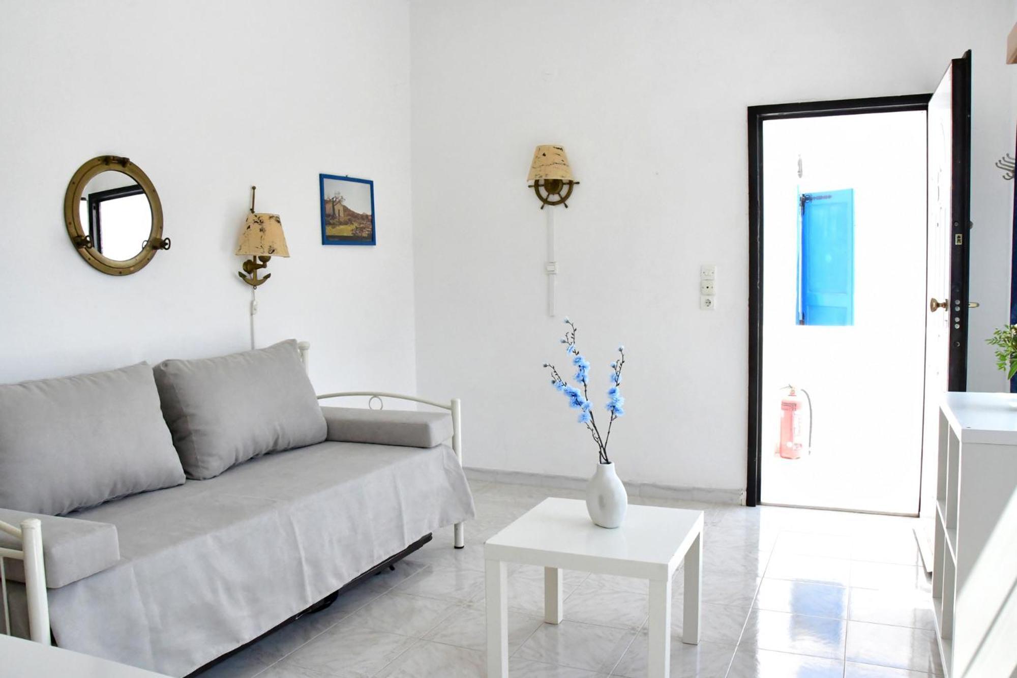Blue Dolphin Studios And Apartment Vagia  Exterior foto